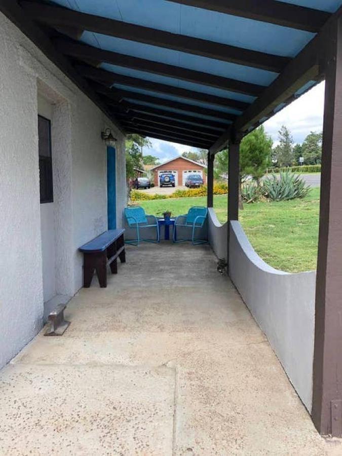 El Viejo Adobe - Across From Sul Ross Campus Bed and Breakfast Alpine Exteriör bild